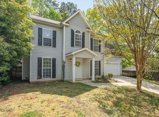 9904 Erinsbrook Dr, Raleigh, NC 27617