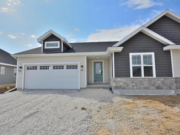 1057 Elderberry ROAD, Oconomowoc, WI 53066
