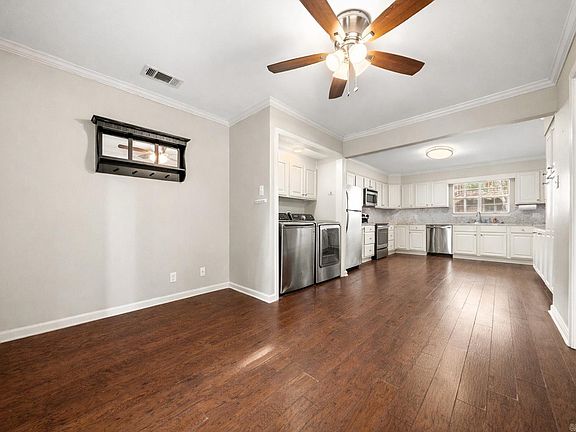 4th image of 215 Audubon St APT 1105