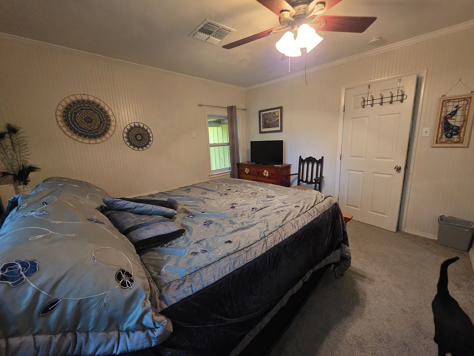 4 bed, $1,250 — Photo 2