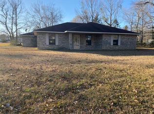 510 N 1st St, Leesville, LA 71446