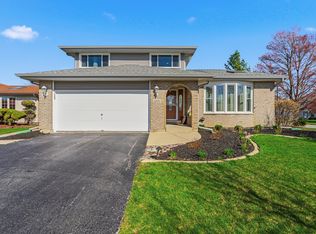 16951 Shannon Dr, Tinley Park, IL
