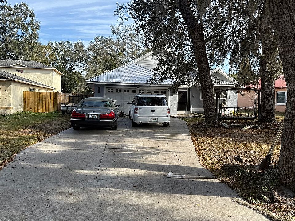 1st image of 313 Chancellor Ct