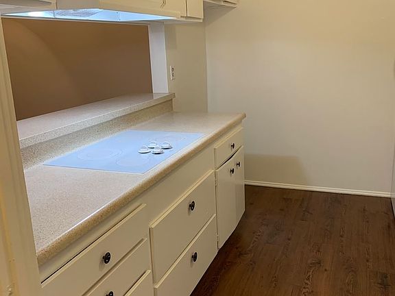 5th image of 617 Prospect Ave APT 8