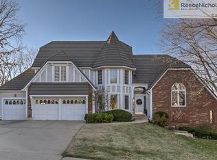 12322 Granada Rd, Leawood, KS 66209