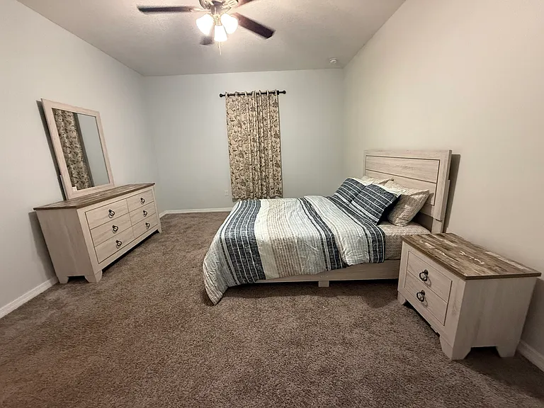 3601 1/2 E Fern St — Photo 9