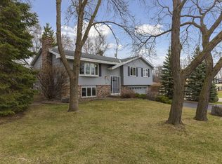 1804 9th St NW, New Brighton, MN 55112