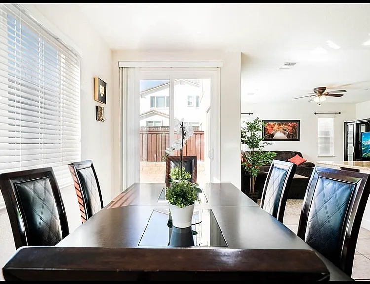 1475 Leonard Ct — Photo 9