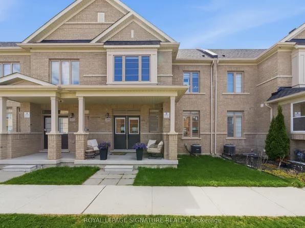 209 Clockwork Dr, Brampton, ON L7A 5C7
