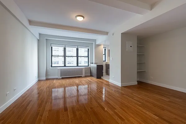 Rented by Stonehenge NYC LLC | media 1