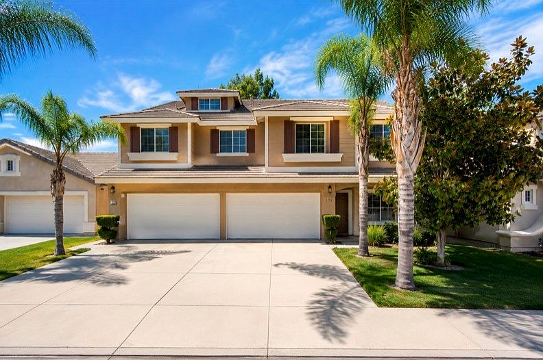 1st image of 8550 Rolling Hills Dr