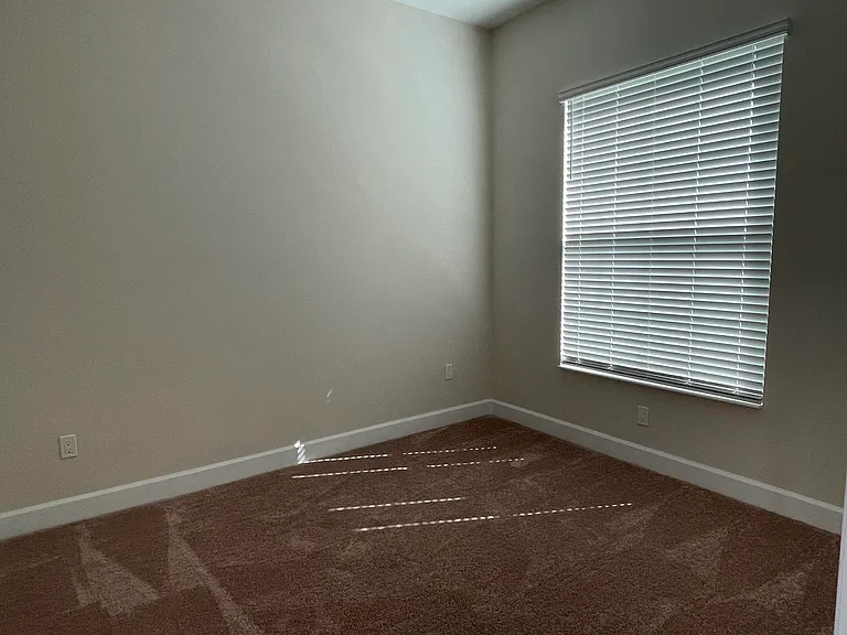 5573 Zestar Ln — Photo 10