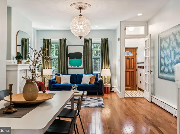 737 Reed St, Philadelphia, PA 19147