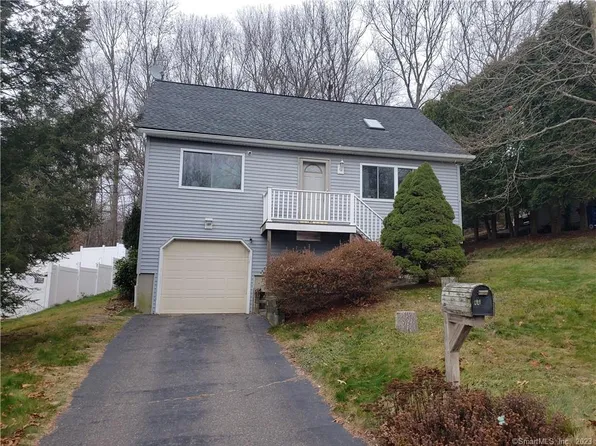 66 Kara Drive, Waterbury, CT 06704