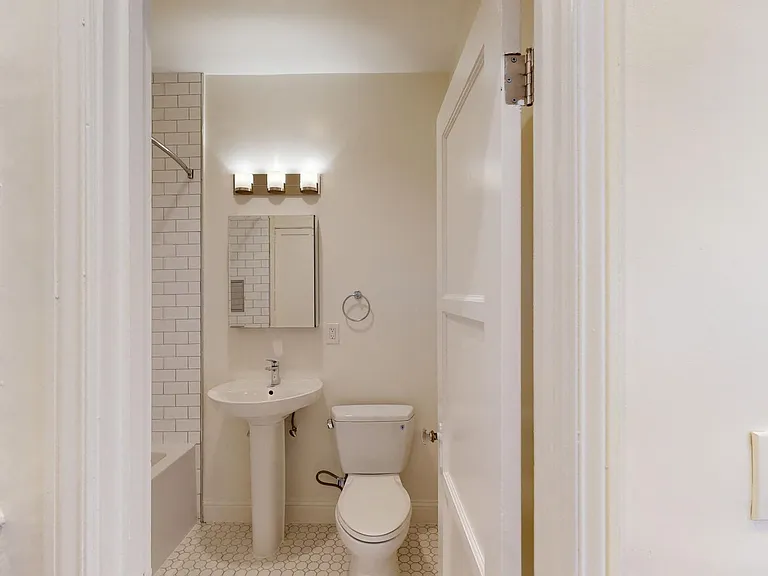845 California Street — Photo 40