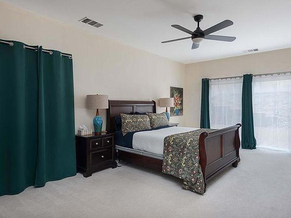 5th image of 64172 Yosemite Ln