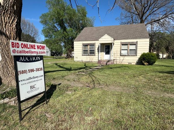 222 N 6th St, Carmen, OK 73726