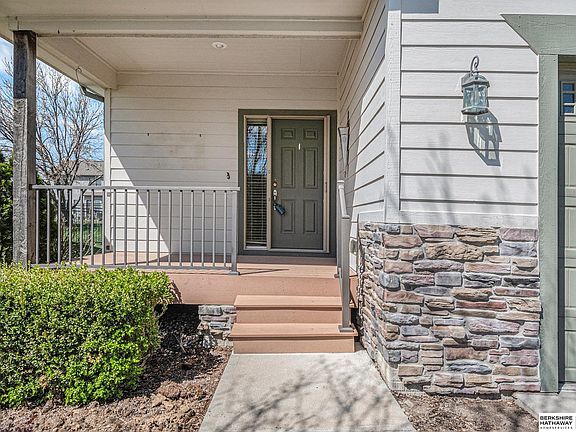 5th image of 5708 N 159th St