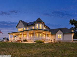 2346 Olivet Ln, Santa Rosa, CA 95401