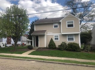 368 James St #1, Springdale, PA 15144