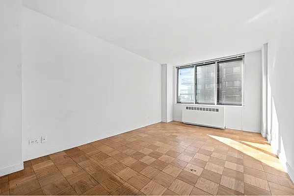 Rented by Douglas Elliman | media 7