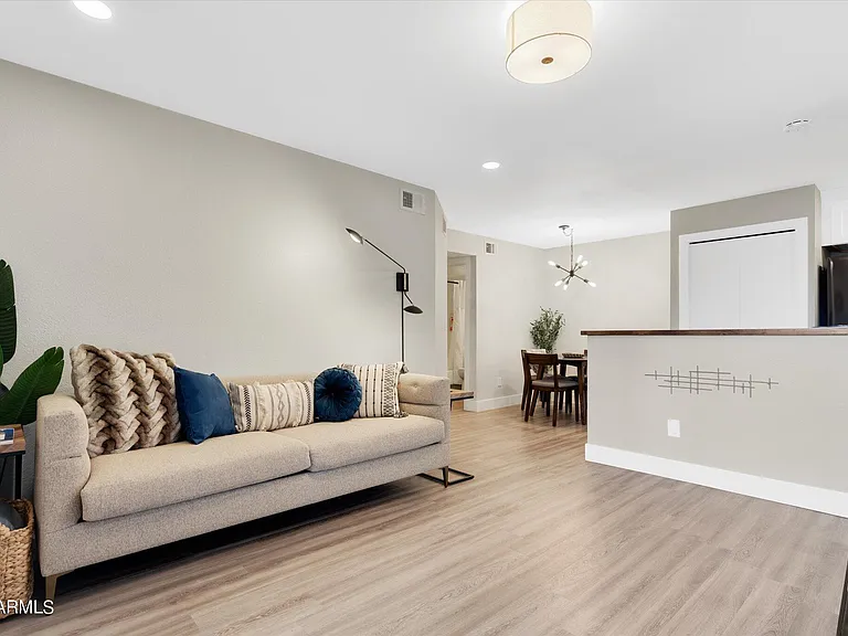 533 W Guadalupe Rd #1024 — Photo 9