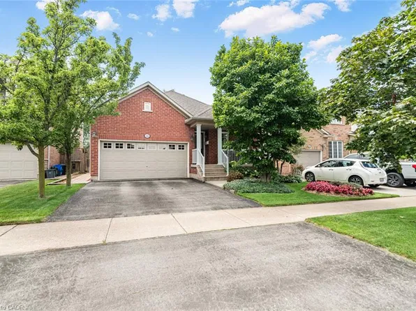 80 Vinifera Dr, Grimsby, ON L3M 5S6