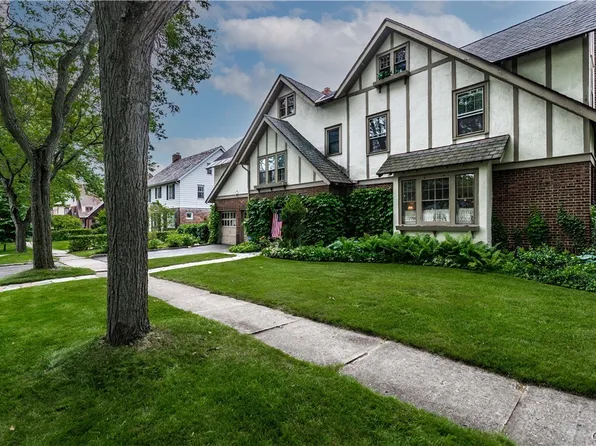 100 Sedgwick Rd, Syracuse, NY 13203