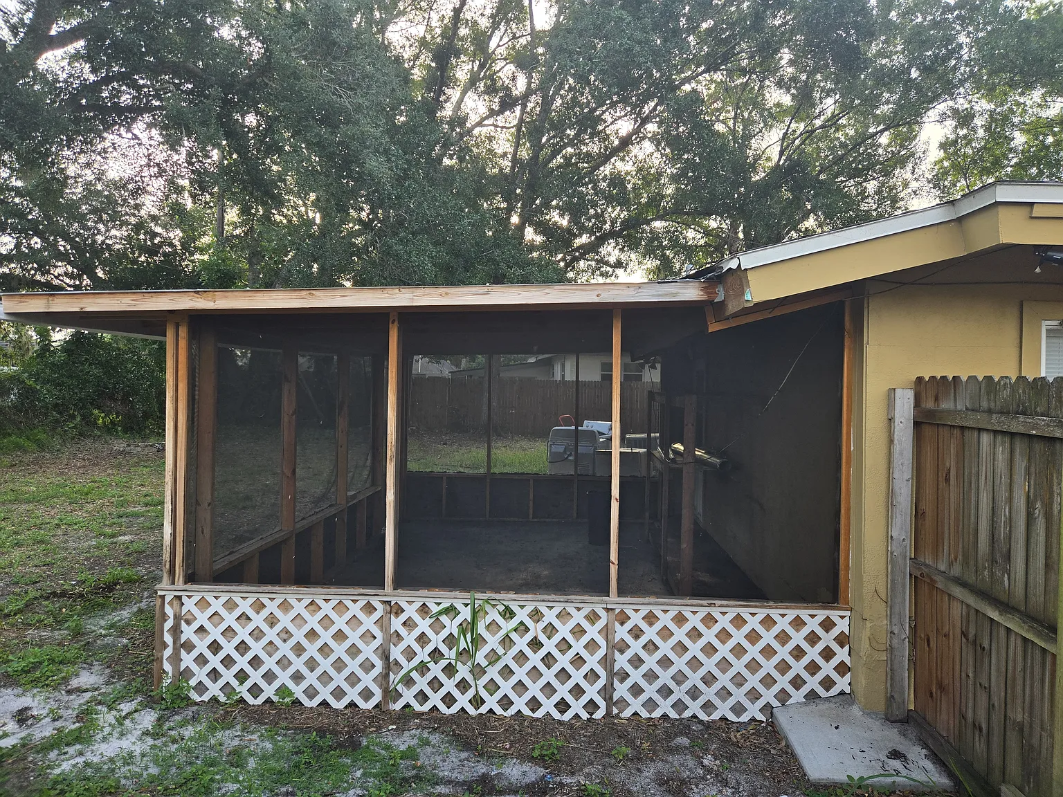3 bed, 1050 sqft, $2,195 — Photo 4