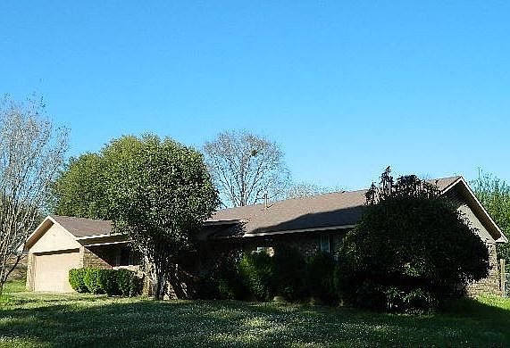 4th image of 8565 Meadow Parkway Dr