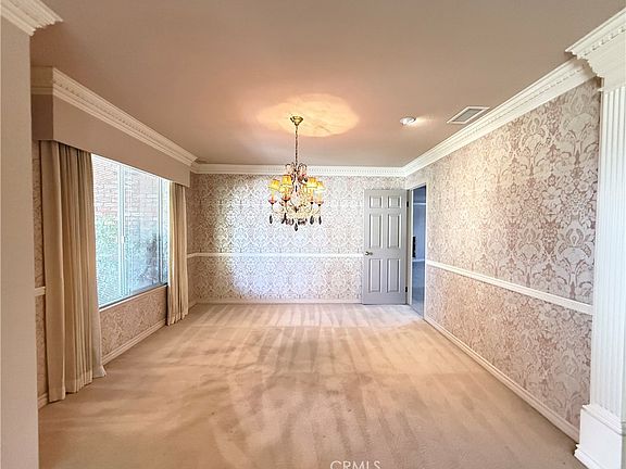 5th image of 26601 Amhurst Ct