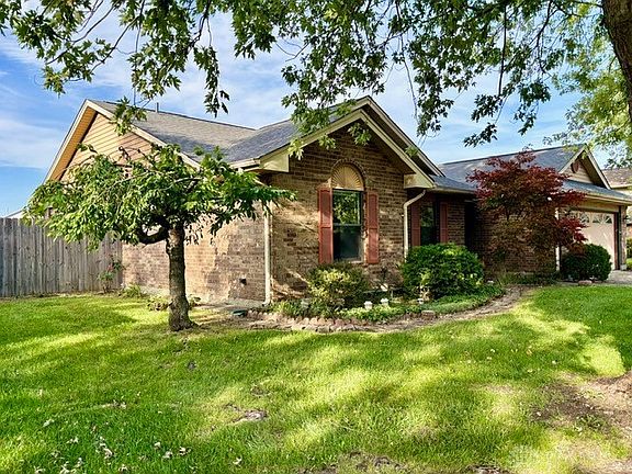 3rd image of 8889 Trowbridge Way
