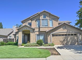 2940 E Brandon Ln, Fresno, CA 93720