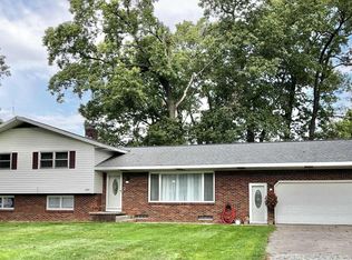 4228 Hall Rd, Muskegon, MI 49442