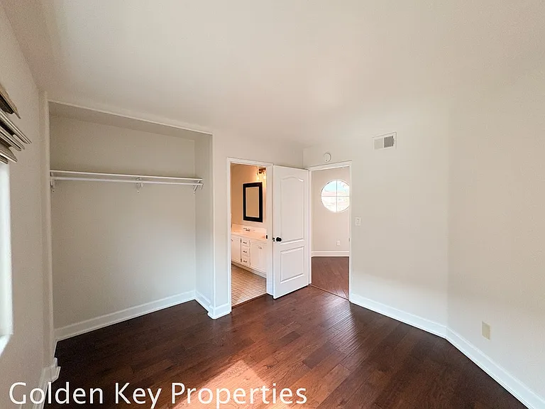 3274 San Tomas Dr — Photo 25
