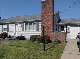 201 Slater Park Ave, Pawtucket, RI 02861