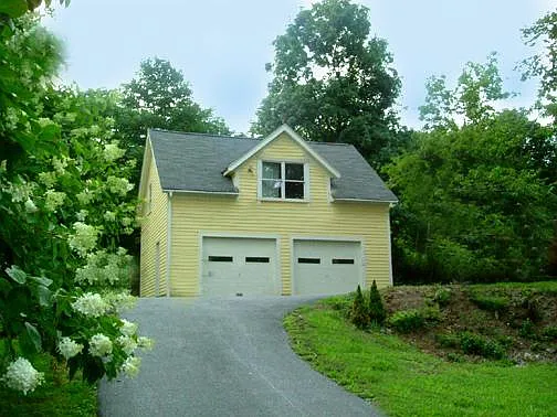 10 W Acton Rd — Photo 1
