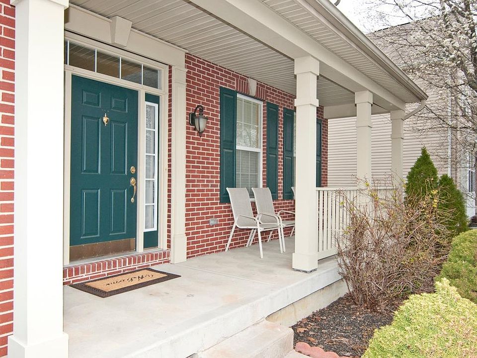 2nd image of 6929 Summer Field Dr