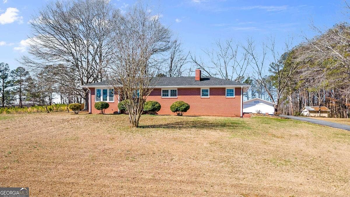 2020 Old Lost Mountain Rd, Powder Springs, GA 30127 Zillow