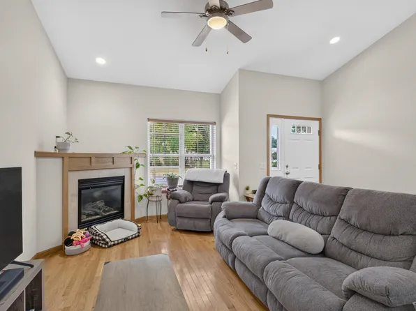 5101 Merwood Ln, Madison, WI 53718