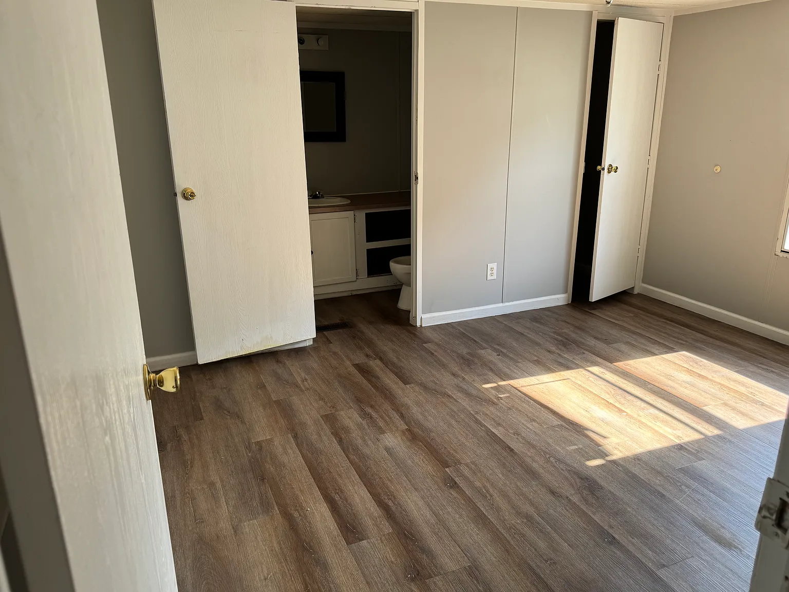 3 bed, 924 sqft, $1,095 — Photo 3