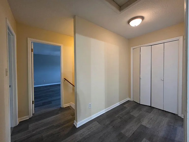 7819 Hearthstone Cir — Photo 18