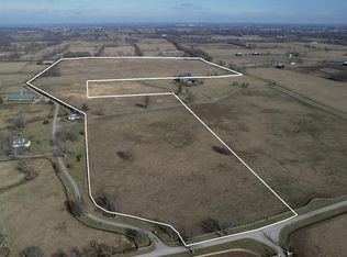 912 Aiken Rd, Versailles, KY 40383