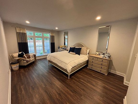 Large First Floor Suite