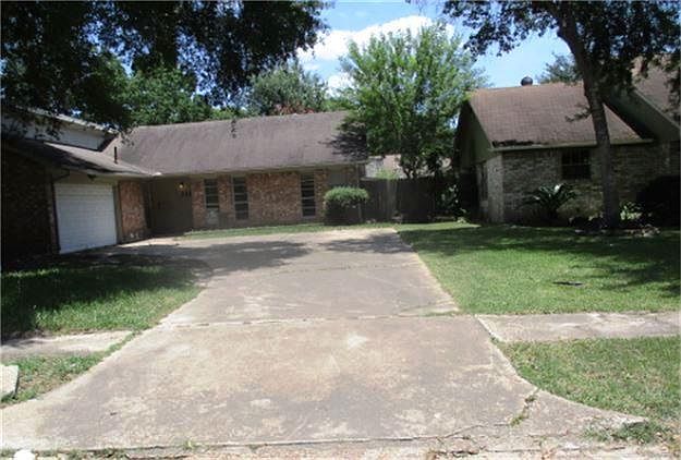 1st image of 5918 Bihia Forest Dr
