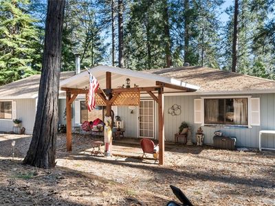 15430 Kingridge Cir, Forest Ranch, CA, 95942