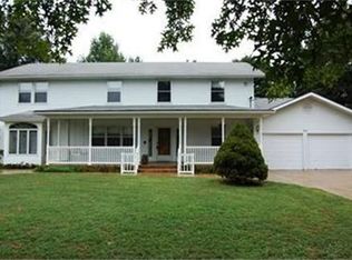 3826 E Woodside Way, Springfield, MO 65809