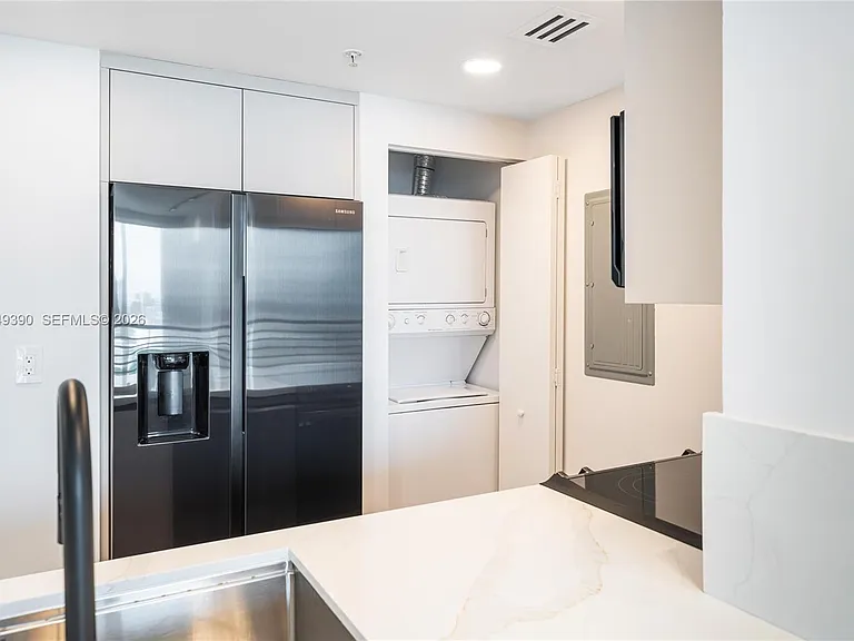 325 Biscayne Blvd #2920 — Photo 12