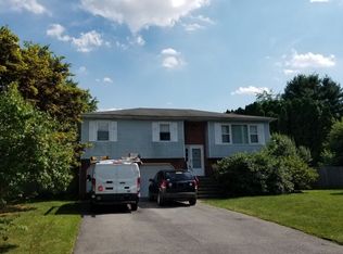 380 Devonshire Dr, Bethlehem, PA 18017