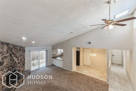 4th image of 2832 Palo Verde Dr NE APT A